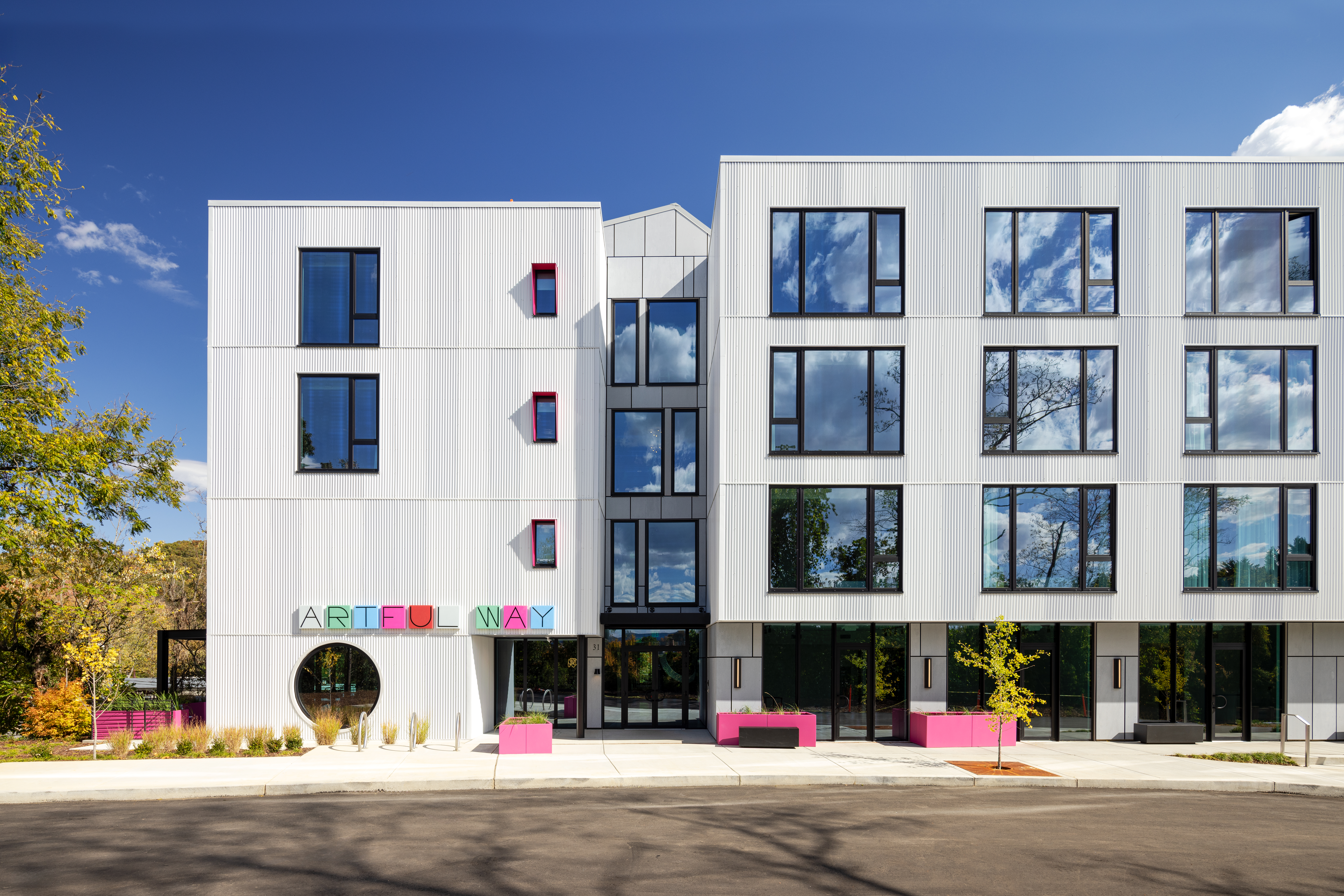 EUROSTAR FENESTRATION (ESF)